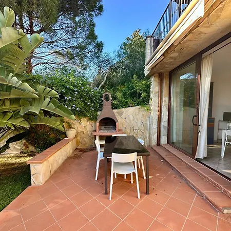 Σπίτι διακοπών Palm House - Seaside Vacation Home! Geremèas